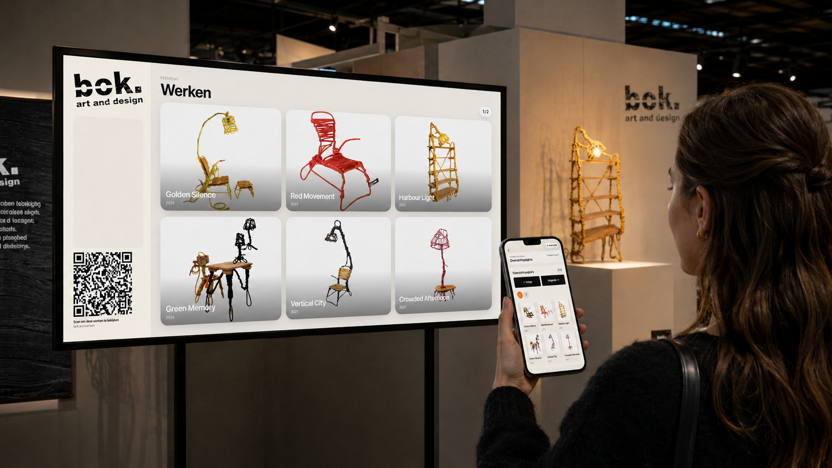 Atelio op een extern scherm tijdens een expositie met iPhone afstandsbediening